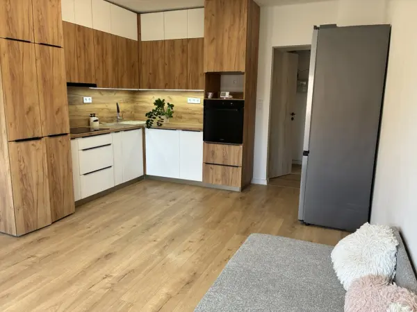 Kiadó téglalakás, Pécs 3 szoba 53 m² 250 E Ft/hó