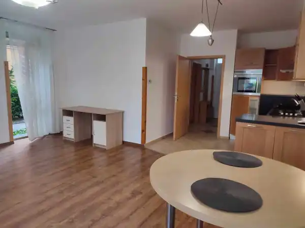 Kiadó téglalakás, Pécs 2 szoba 50 m² 190 E Ft/hó