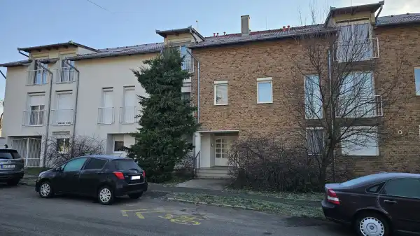 Kiadó téglalakás, Pécs 1+1 szoba 44 m² 145 E Ft/hó