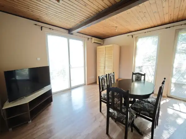 Kiadó téglalakás, Szeged 2+1 szoba 72 m² 200 E Ft/hó