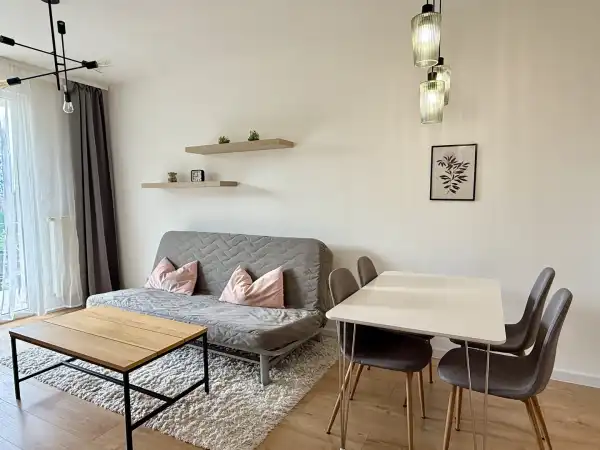 Kiadó téglalakás, Székesfehérvár 1 szoba 44 m² 250 E Ft/hó