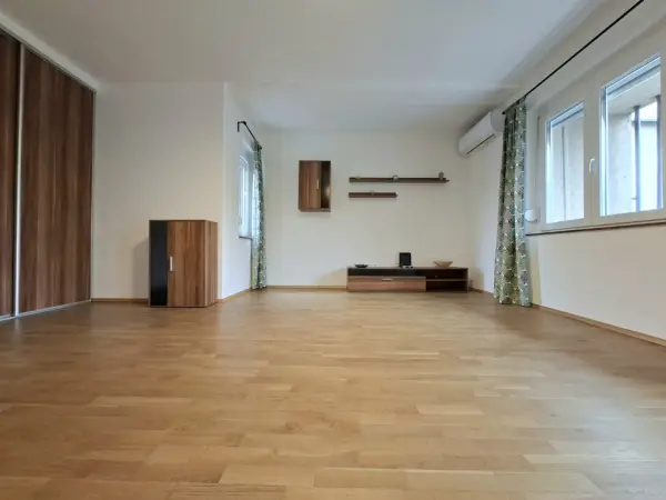 Kiadó téglalakás, Szombathely 2 szoba 55 m² 180 E Ft/hó