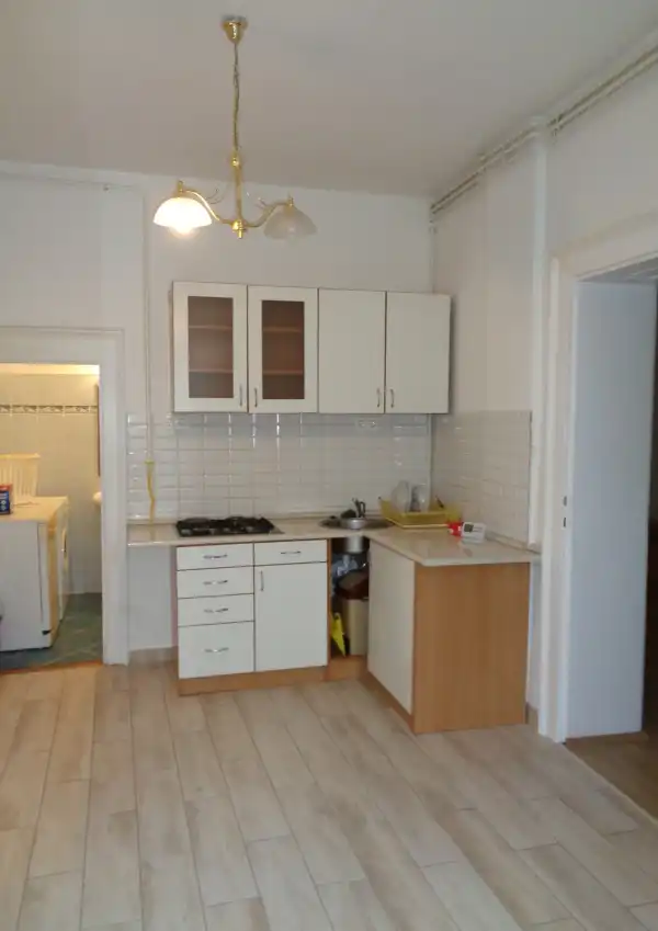 Kiadó téglalakás, Vác 1 szoba 43 m² 170 E Ft/hó