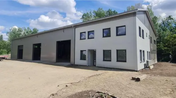 Kiadó új építésű csarnok, Martonvásár 900 m² 2.28 M Ft/hó + Áfa