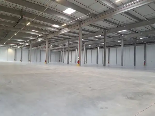 Kiadó újszerű ipari ingatlan, Fót 5075 m² 10.5 M Ft/hó + Áfa