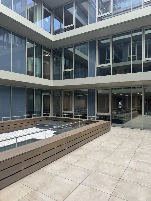 Kiadó újszerű iroda, Budapest, VI. kerület 391 m² 2.76 M Ft/hó + Áfa