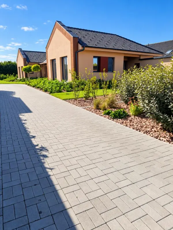 Kiadó újszerű iroda, Tatabánya 4 szoba 99 m² 350 E Ft/hó