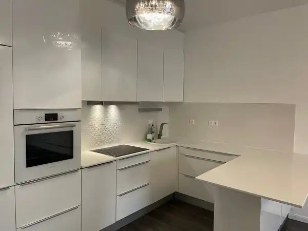 Kiadó újszerű téglalakás, Budapest, II. kerület 4 szoba 110 m² 998 E Ft/hó