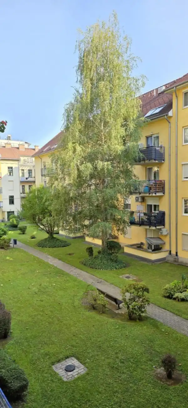 Kiadó újszerű téglalakás, Budapest, IX. kerület 2 szoba 37 m² 230 E Ft/hó