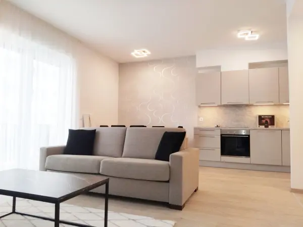 Kiadó újszerű téglalakás, Budapest, XI. kerület 3 szoba 73 m² 619 E Ft/hó