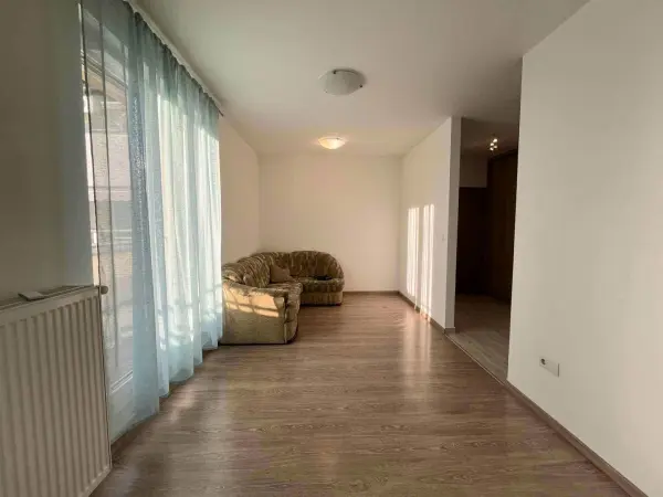 Kiadó újszerű téglalakás, Budapest, XIII. kerület 2 szoba 39 m² 240 E Ft/hó