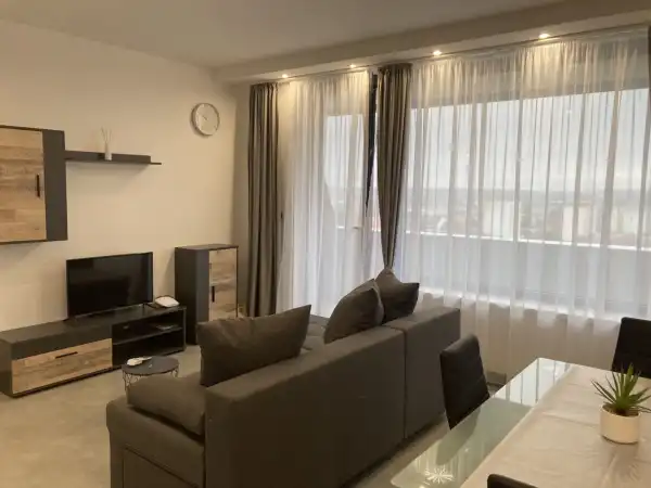 Kiadó újszerű téglalakás, Pécs 2 szoba 44 m² 260 E Ft/hó
