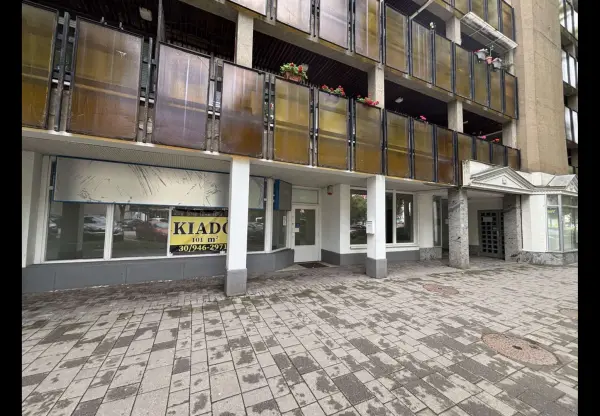 Kiadó üzlet, Békéscsaba 1 szoba 60 m² 240 E Ft/hó