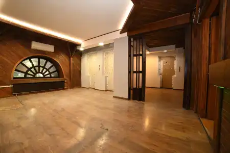 kiadó üzlet, Budapest, VI. kerület
