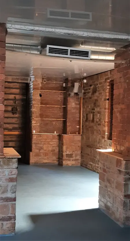 kiadó üzlethelyiség utcai bejáratos, Budapest, II. kerület